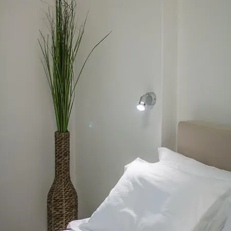 2 Bedroom With Balcony, St Georges Beace
